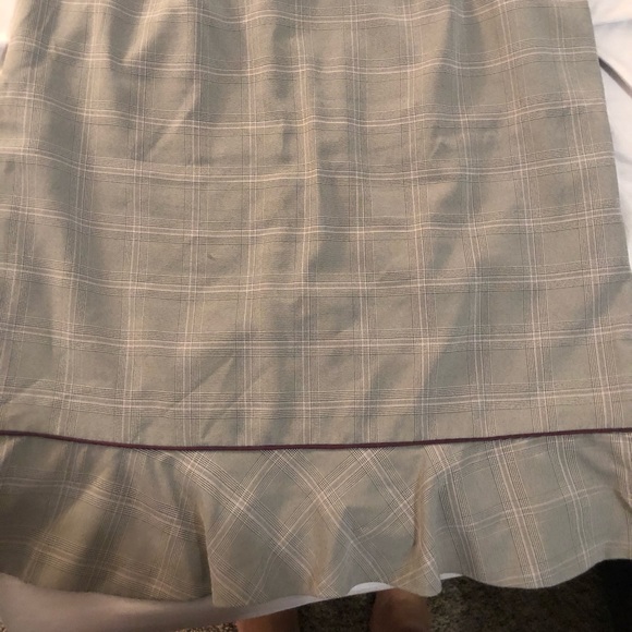 Grey and purple plaid fully lined skirt - Picture 2 of 6